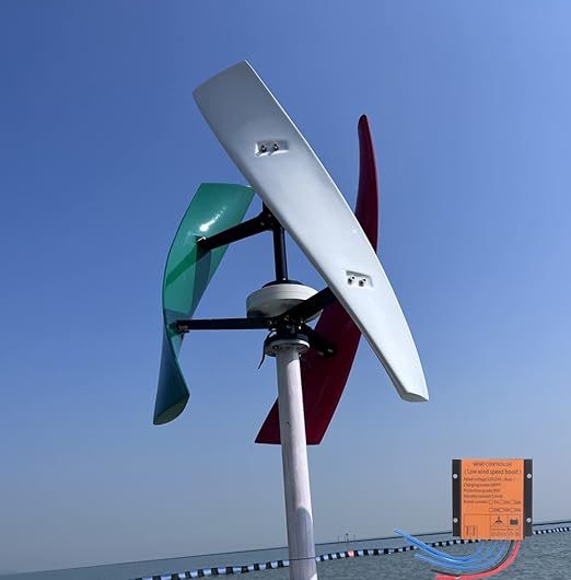 Éolienne verticale Darrieus 800 W sur fond de ciel bleu